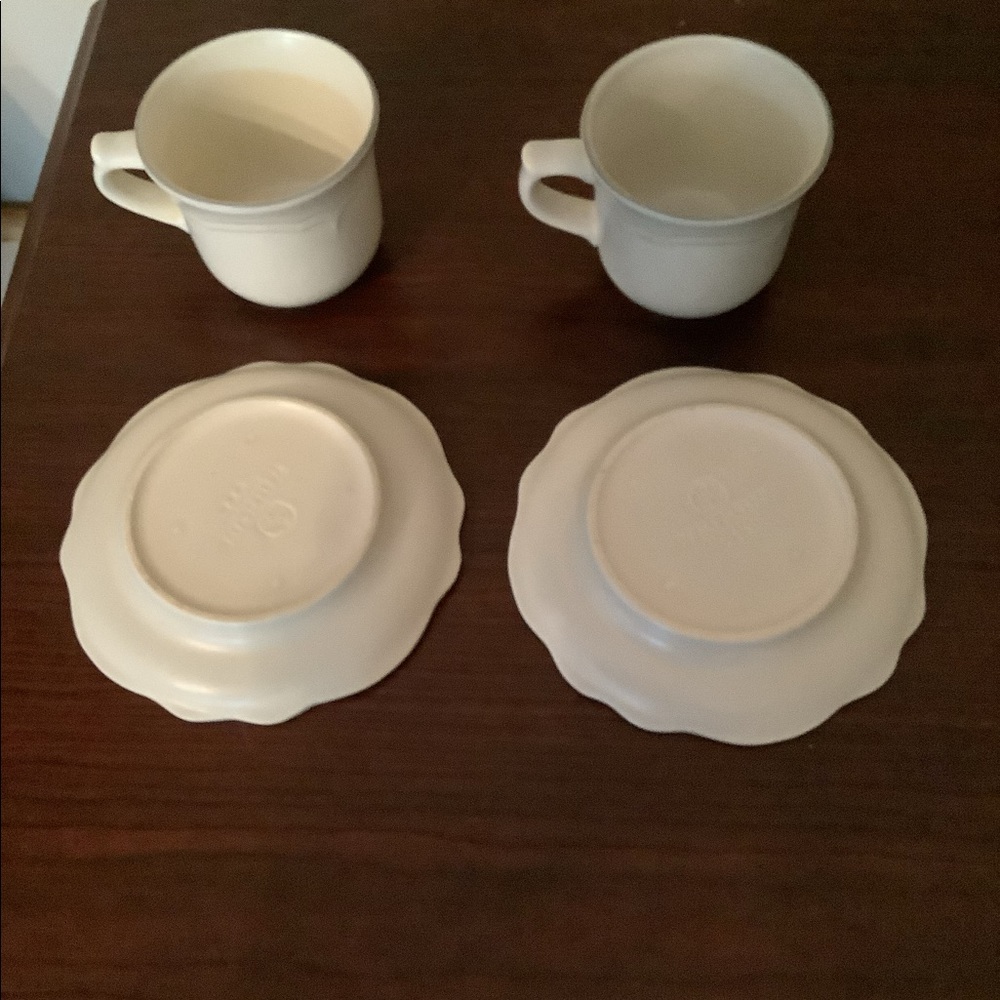 PFALTZGRAFF HEIRLOOM Stoneware Set of 2 Cups with 2 Saucers - Picture 3 of 5